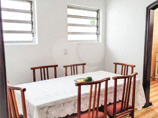 Sobrado à venda com 4 quartos, sendo 2 suítes,  em Vila Madalena, São Paulo, SP