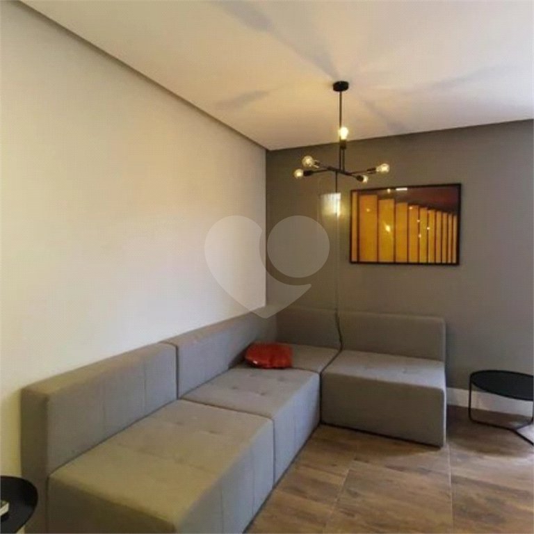Apartamento na Região do Brás à 8 Minutos do Metrô com 2 Dormitórios e Lazer no Condomínio