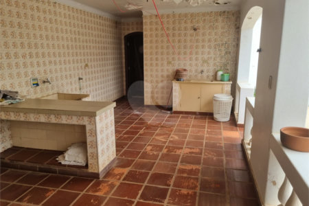 Casa comercial para locação no Centro