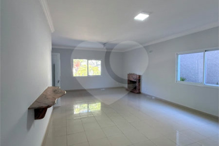 Casa à Venda com 5 Suítes na Vila Giglio em Atibaia/SP