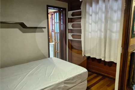 Casa à venda ou para alugar com 7 quartos, sendo 5 suítes, no condomínio Estância Marambaia, Vinhedo - SP