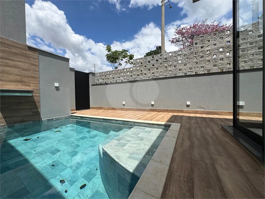 Casa térrea com 3 suítes á venda no Damha 2 de Piracicaba - SP.