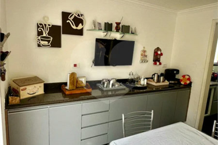 Casa de Alto Padrão à Venda no Parque dos Pássaros – 350 m²