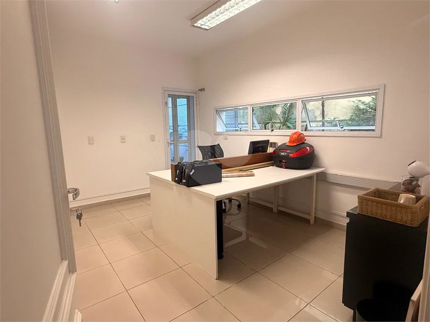 Casa comercial com 172m² , 1 vaga de garagem , à venda no bairro das Perdizes.