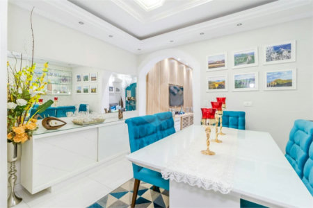 Casa 180 m² à venda no Ipiranga com 4 dormitórios à venda, ótima localização