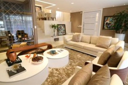Casa com piscina em Rua fechada com guarita à venda no Morumbi com 459 m², com 4 dormitórios.