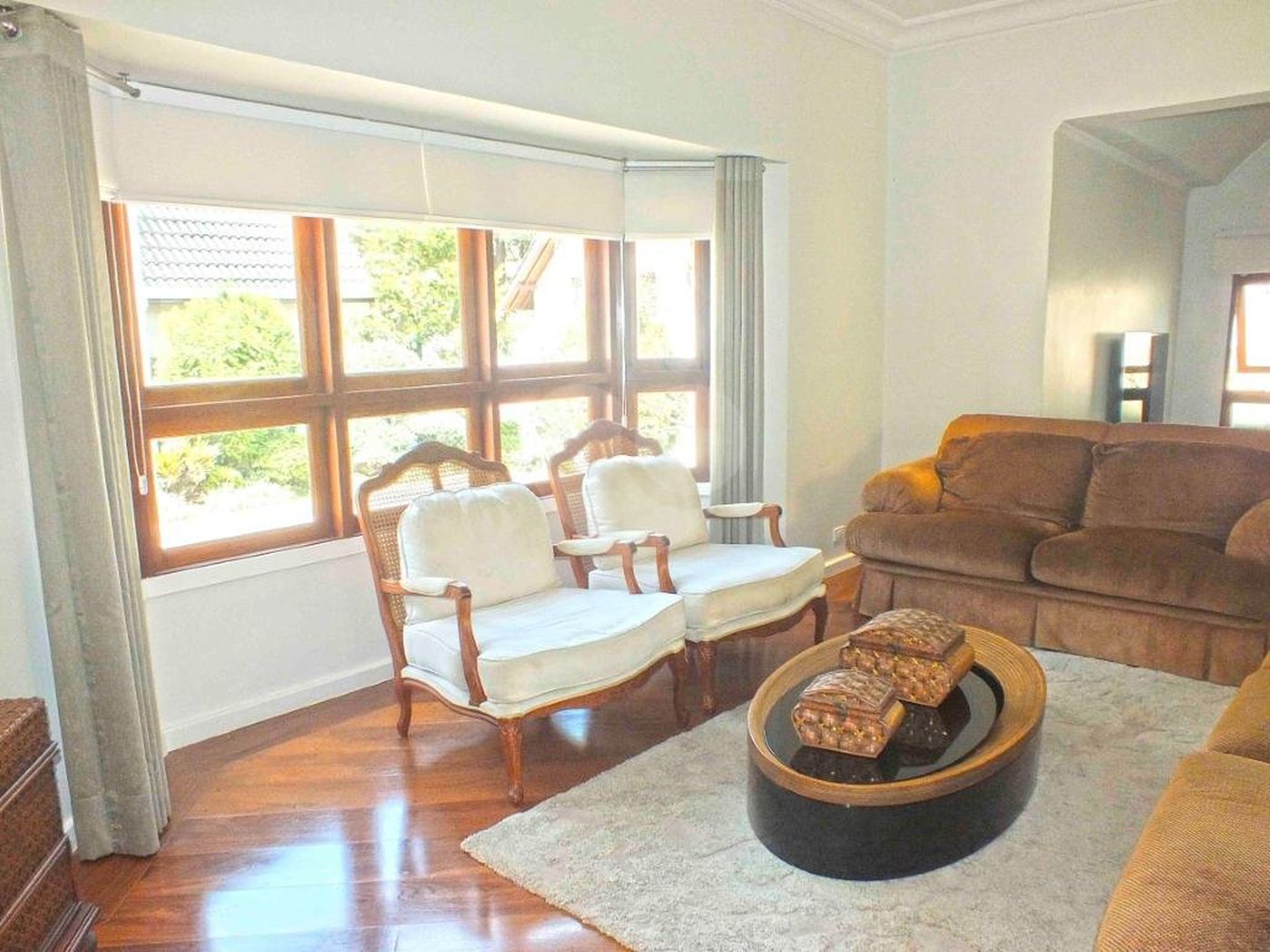Casa à venda com 5 suítes no condomínio Vilaggio Monte Alegre, São Paulo - SP