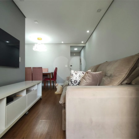 Apartamento à venda com 3 quartos, sendo 1 suíte,  em Vila Monumento, São Paulo, SP