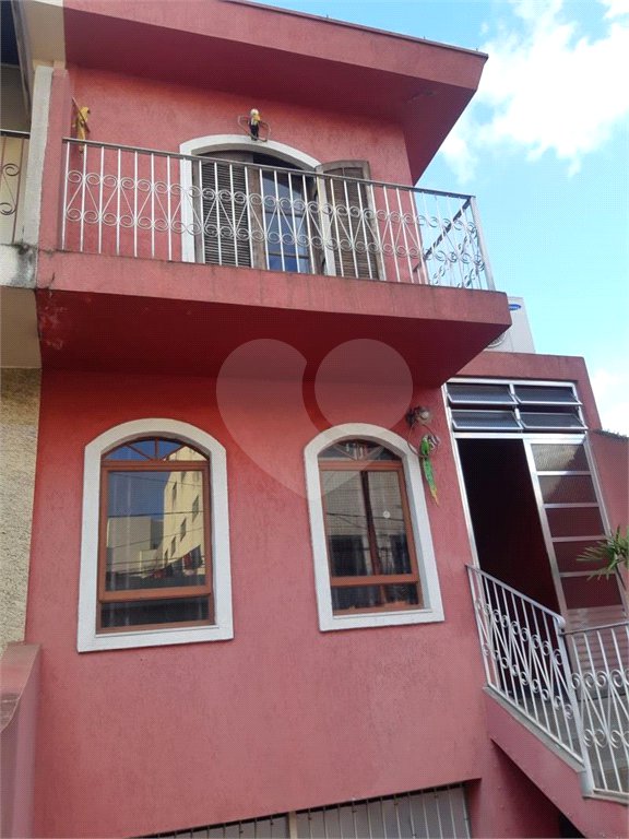 Sobrado à venda com 3 quartos, sendo 1 suíte, em Jardim Cachoeira, São Paulo, SP