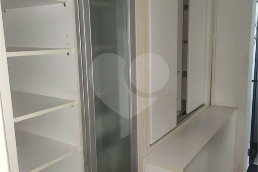 Casa à venda com 3 quartos, sendo 2 suítes, em Jaraguá, São Paulo, SP