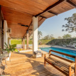 Casa à venda ou para alugar com 5 quartos, sendo 3 suítes, em Chácara Pavoeiro, Cotia, SP