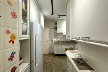 Apartamento à venda com 3 suítes em Campo Belo, São Paulo, SP