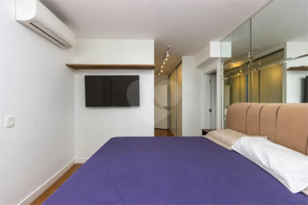 Apartamento à venda com 4 quartos, sendo 3 suítes, em Chácara Santo Antônio (zona Sul), São Paulo, SP