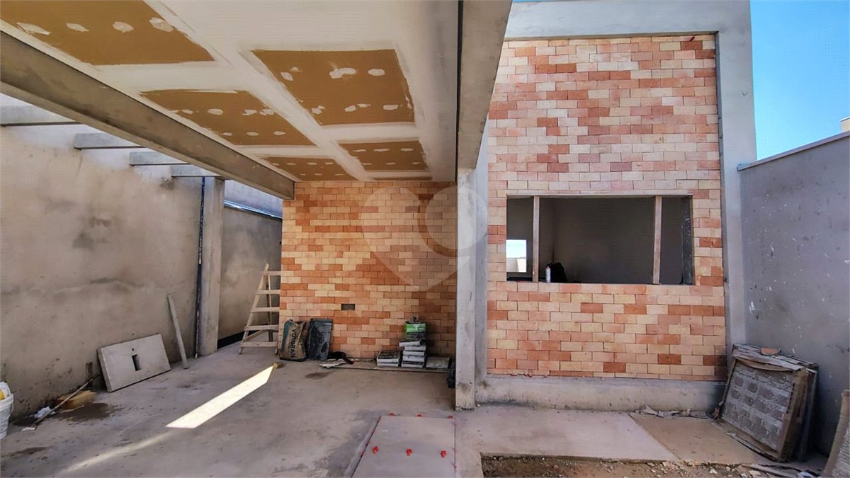 Casa à venda com 3 quartos, sendo 1 suíte, em Jardim Bom Sucesso, Indaiatuba, SP