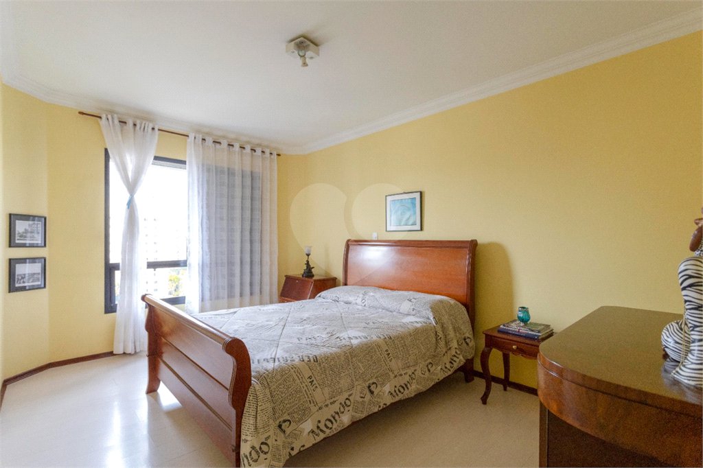 Apartamento à venda com 4 quartos, sendo 2 suítes, em Santana, São Paulo, SP