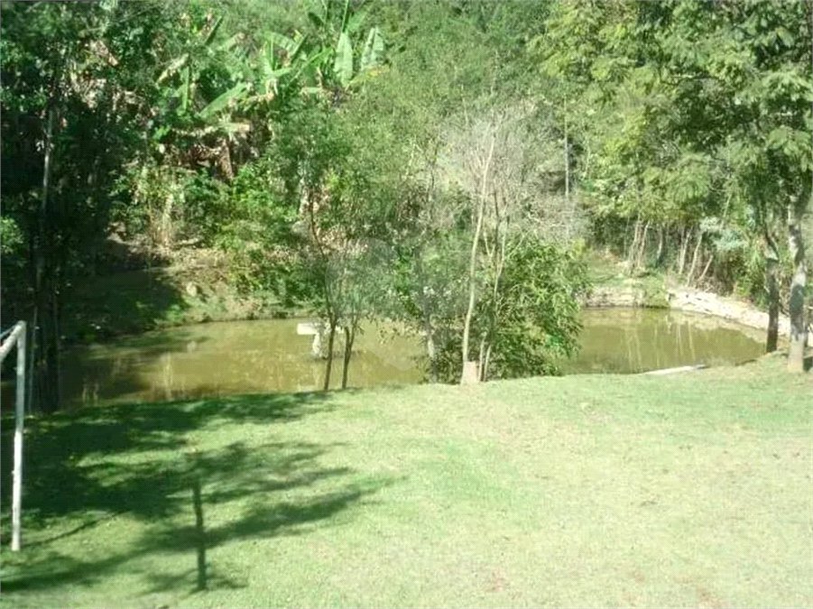 Chácara à venda com 3 quartos, sendo 2 suítes, em Santa Cândida, Vinhedo, SP