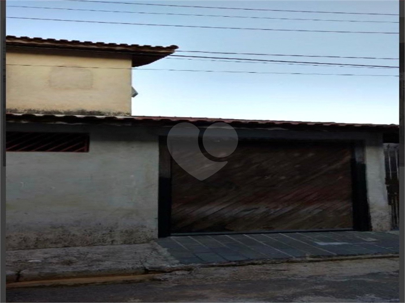 Sobrado à venda com 4 quartos, sendo 2 suítes, em Jaraguá, São Paulo, SP