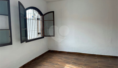 Casa Térrea para alugar com 3 quartos em Ferreira, São Paulo, SP