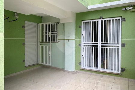 Sobrado à venda com 3 quartos em Vila Paulicéia, São Paulo, SP