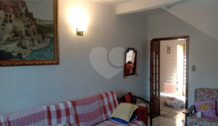 Casa à venda com 3 quartos, sendo 1 suíte,  em Vila Medeiros, São Paulo, SP
