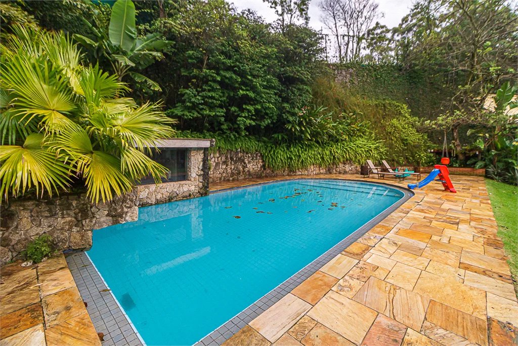 Casa à venda com 5 suítes em Jardim Morumbi, São Paulo, SP