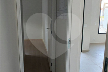 Casa à venda com 3 suítes no condomínio Reserva Ybyra, Atibaia - SP