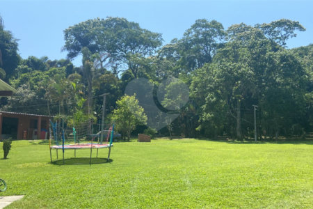 Terreno à venda em Parque Santa Rosa, Suzano, SP