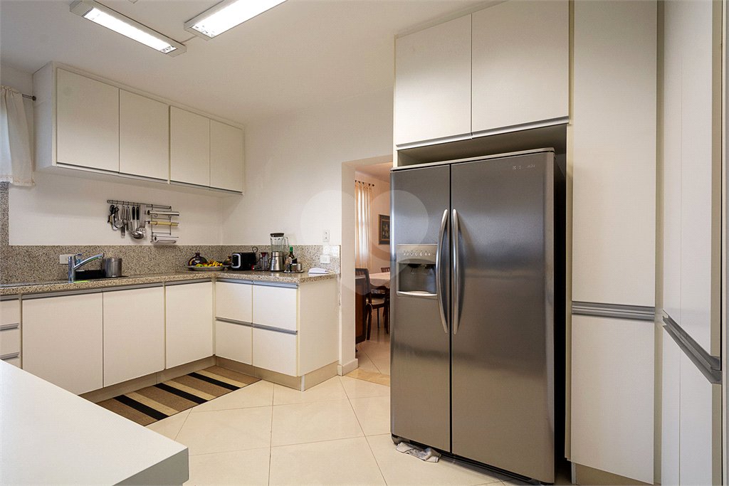 Apartamento à venda com 4 suítes em Jardim Marajoara, São Paulo, SP