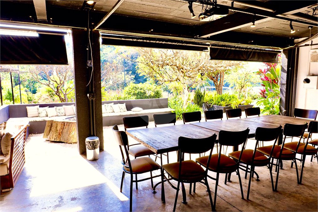 Casa à venda com 4 suítes no condomínio Fazenda Imperial, Sorocaba - SP