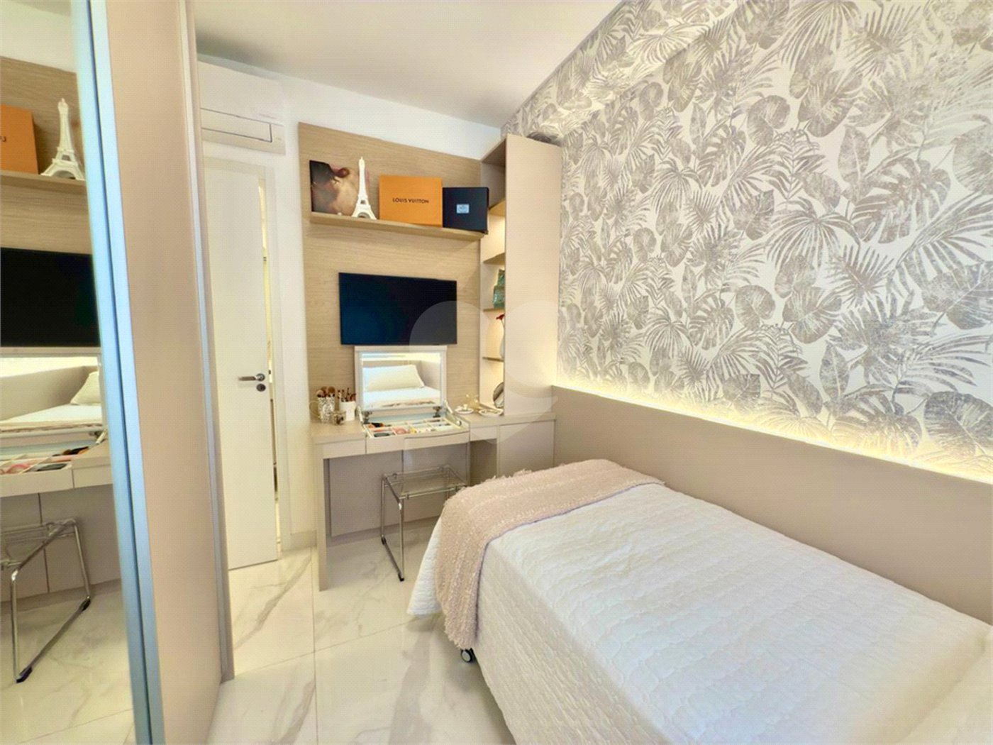 Apartamento à venda com 2 suítes em Jardim Prudência, São Paulo, SP