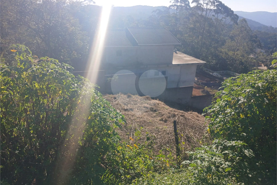 Terreno à venda em Mantiqueira, Mairiporã, SP