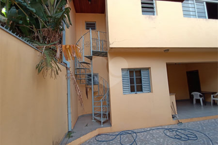 Casa à venda com 6 quartos, sendo 2 suítes, no Centro, Itapetininga, SP
