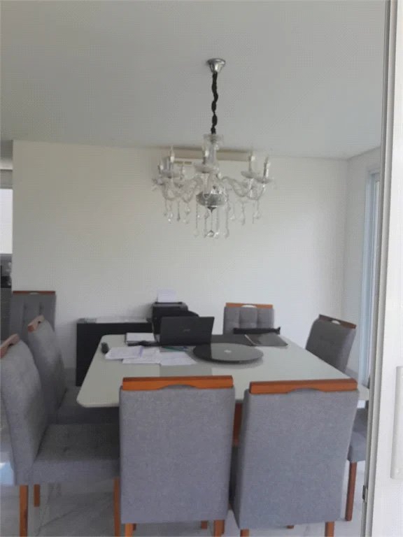 Casa à venda com 3 suítes em Moinho Velho, Cotia, SP