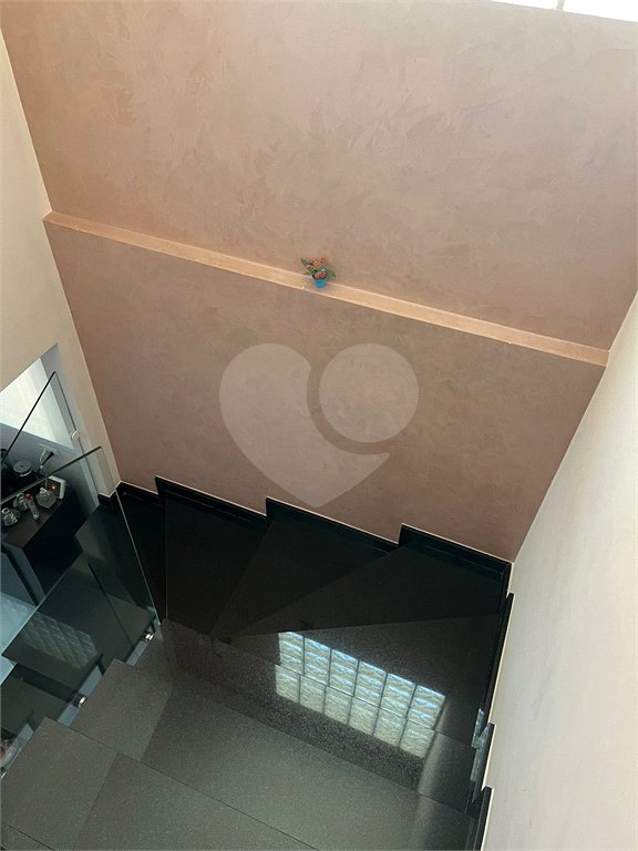 Sobrado à venda com 3 quartos, sendo 1 suíte, em Vila Alexandria, São Paulo, SP