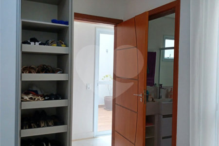 Casa à venda com 3 quartos, sendo 2 suítes, no condomínio Montreal Residence, Indaiatuba - SP