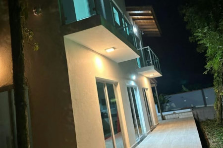 Sobrado com 3 dormitórios à venda, 269 m² por R$ 1.280.000,00 - Sertão do Camburi - São Sebastião/SP