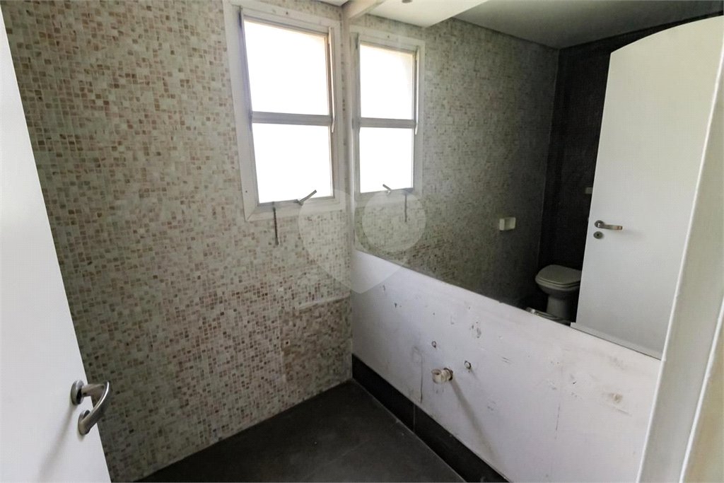 Apartamento à venda com 3 quartos, sendo 2 suítes, em Vila Andrade, São Paulo, SP