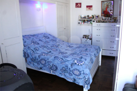 Apartamento à venda com 3 quartos, sendo 1 suíte, em Rio Comprido, Rio de Janeiro, RJ