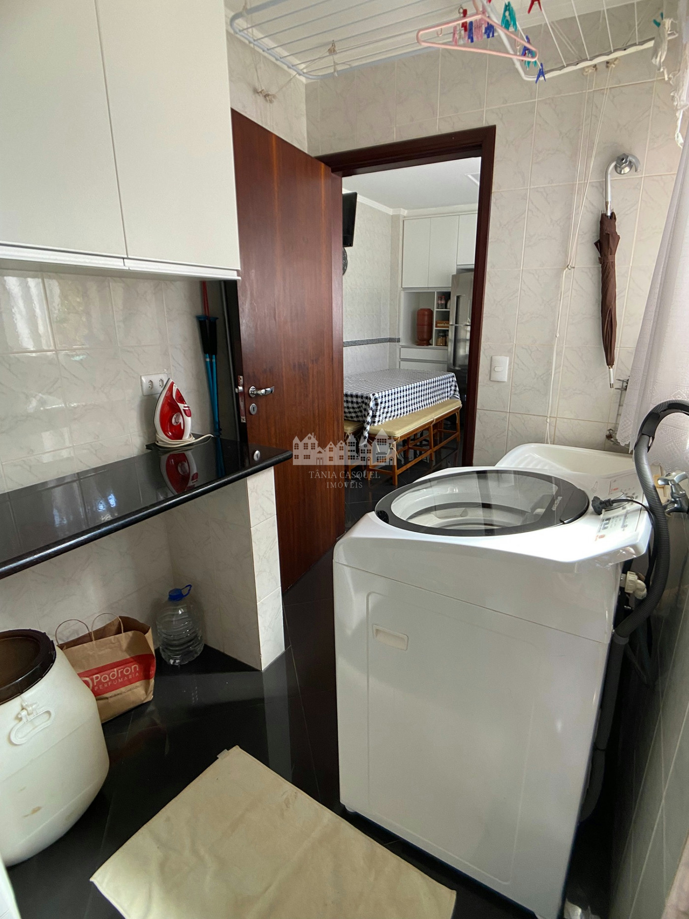 Casa à venda com 3 quartos, sendo 1 suíte, com vista deslumbrante em Recreio Maristela, Atibaia