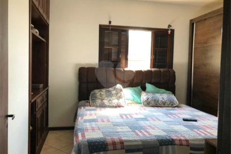 Casa à venda com 4 quartos, sendo 2 suítes, em Loteamento Loanda, Atibaia, SP