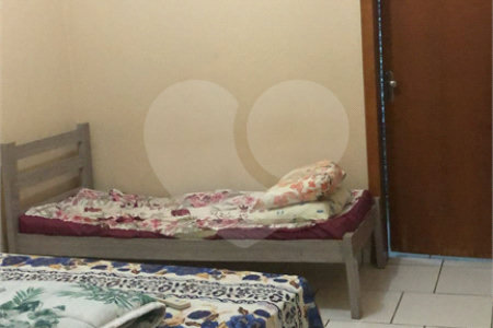 Casa à venda com 2 quartos, sendo 1 suíte, em Parque São Carlos, Três Lagoas, MS