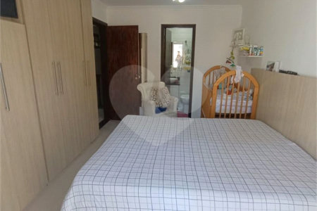 Sobrado à venda com 3 quartos, sendo 1 suíte, em Cidade Continental, São Paulo, SP