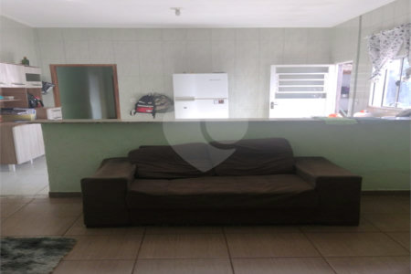 Casa no Jardim Embaré 2 dormitórios 250m@ de terreno