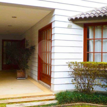 Casa à venda com 4 suítes no condomínio Jatoba, São Paulo - SP