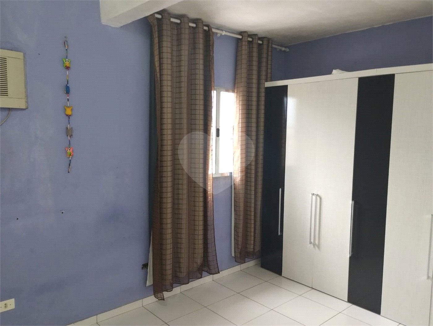 Sobrado à venda com 3 quartos, sendo 1 suíte,  em Jardim Varan, Suzano, SP