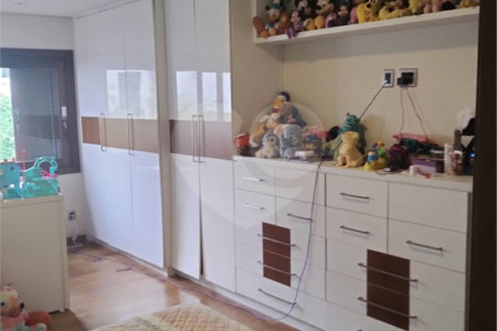 Casa à venda com 5 quartos, sendo 4 suítes, no condomínio Santa Teresa, Jundiaí - SP