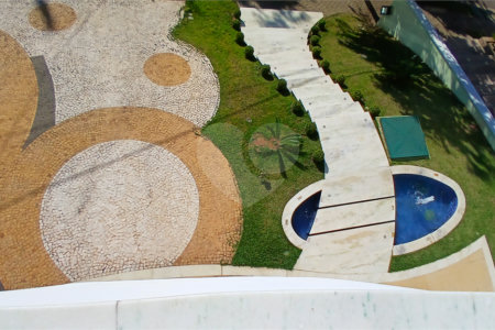 Casa à venda com 3 suítes no condomínio Figueira Garden, Atibaia - SP
