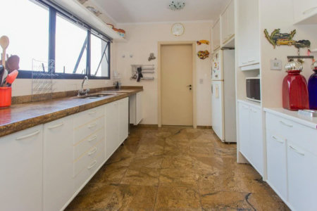 Apartamento para alugar com 5 quartos, sendo 3 suítes, em Vila Ida, São Paulo, SP