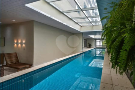 Apartamento à venda com 2 quartos em Aclimação, São Paulo, SP