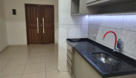 Apartamento à venda com 2 quartos em Reneville, Mairinque, SP
